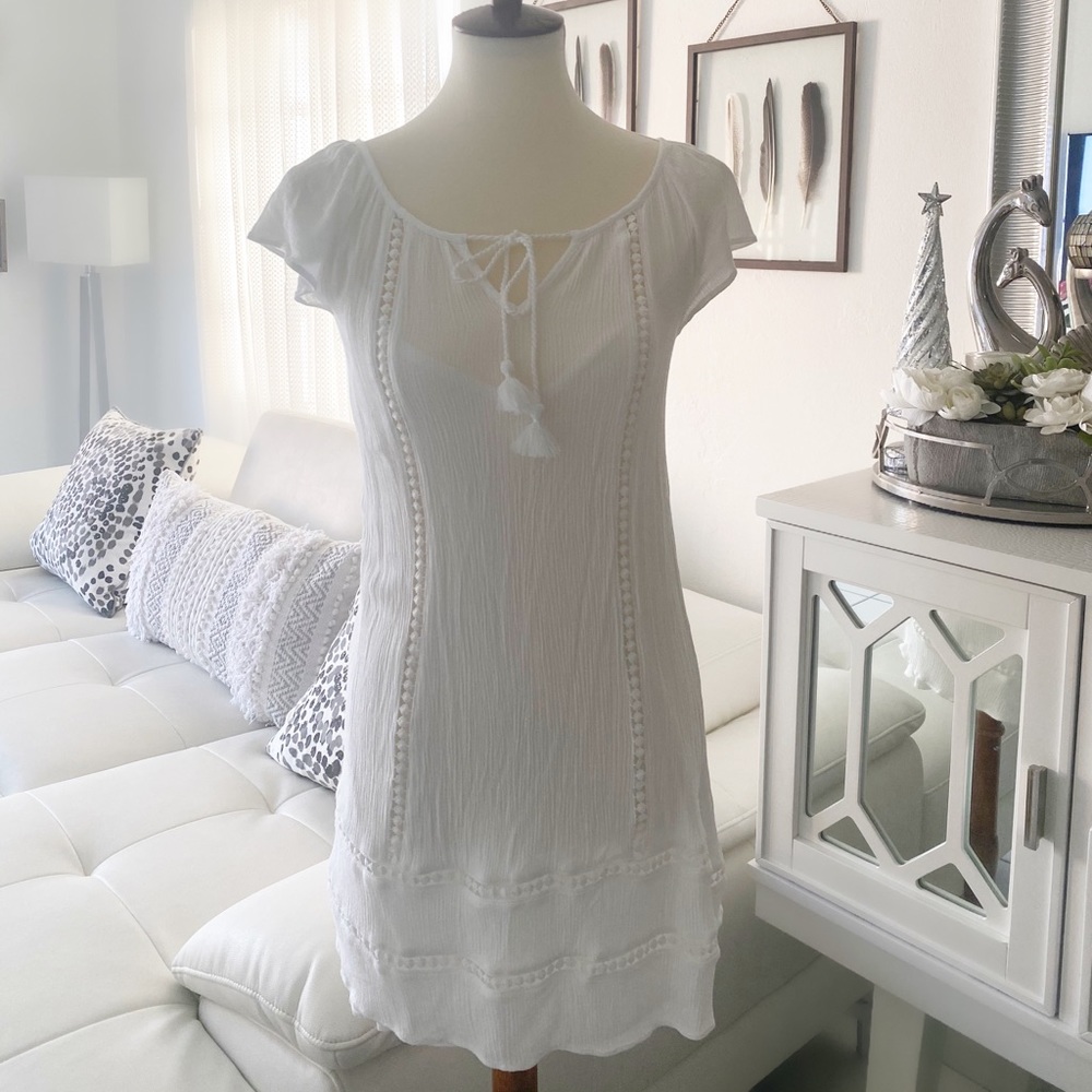 Summertime White Mini Dress Size XS Short Sleeve